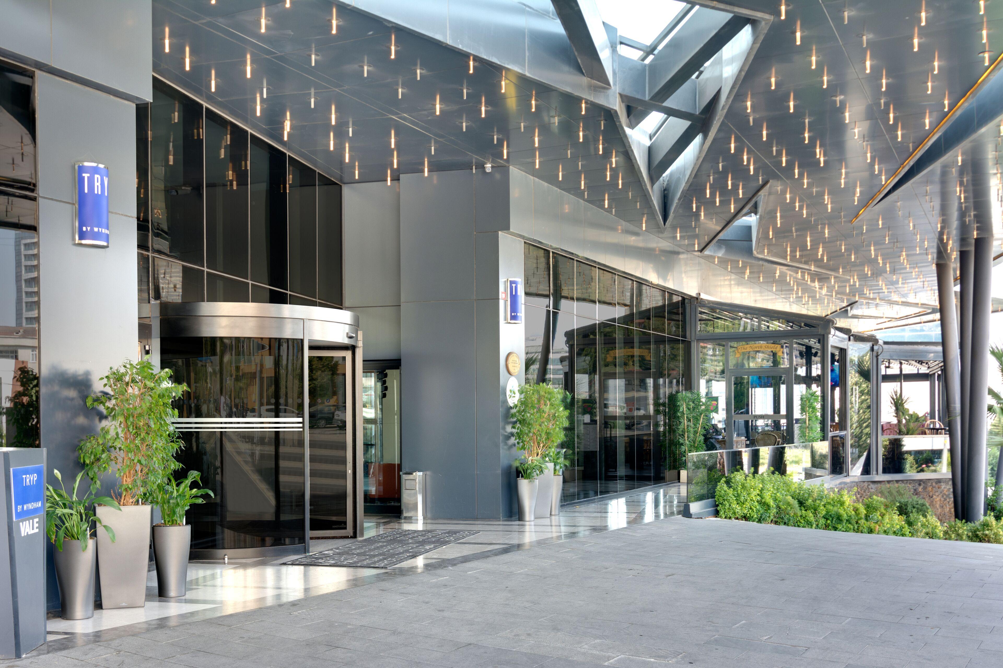 Tryp By Wyndham Istanbul Basin Ekspres — Photos 1